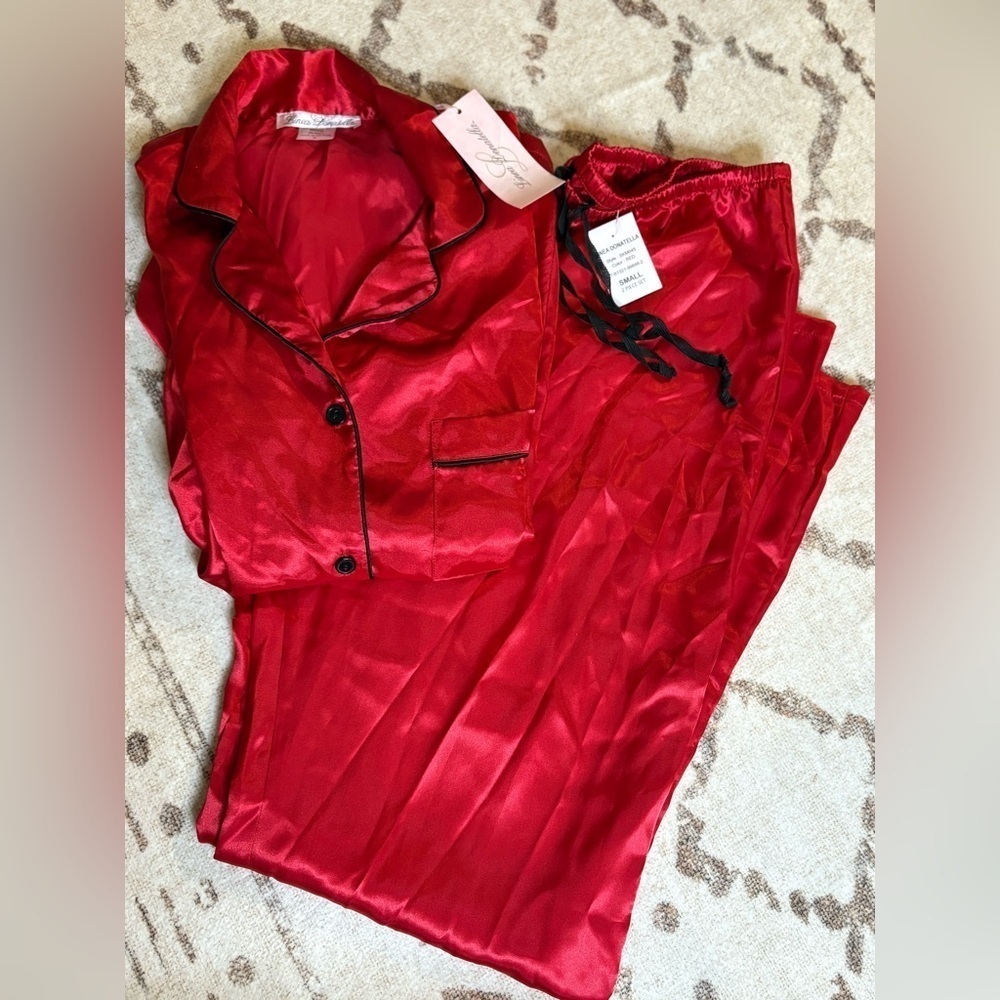 NWT red silky 2 piece pajama set